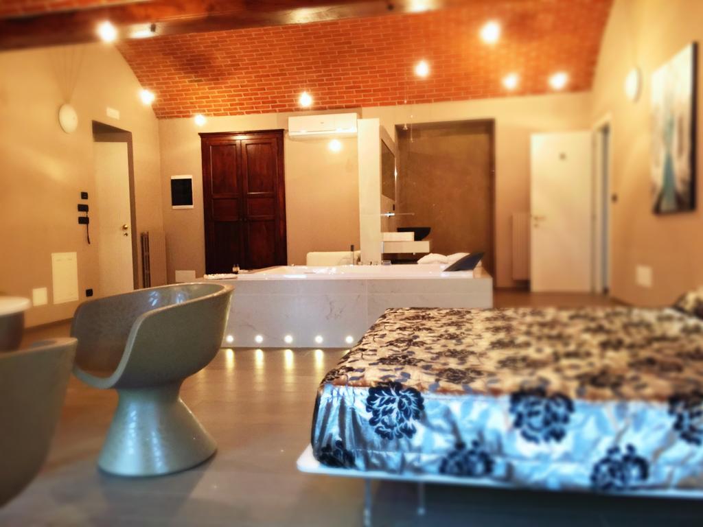 Le Lanterne Hotel Borgo San Dalmazzo Værelse billede