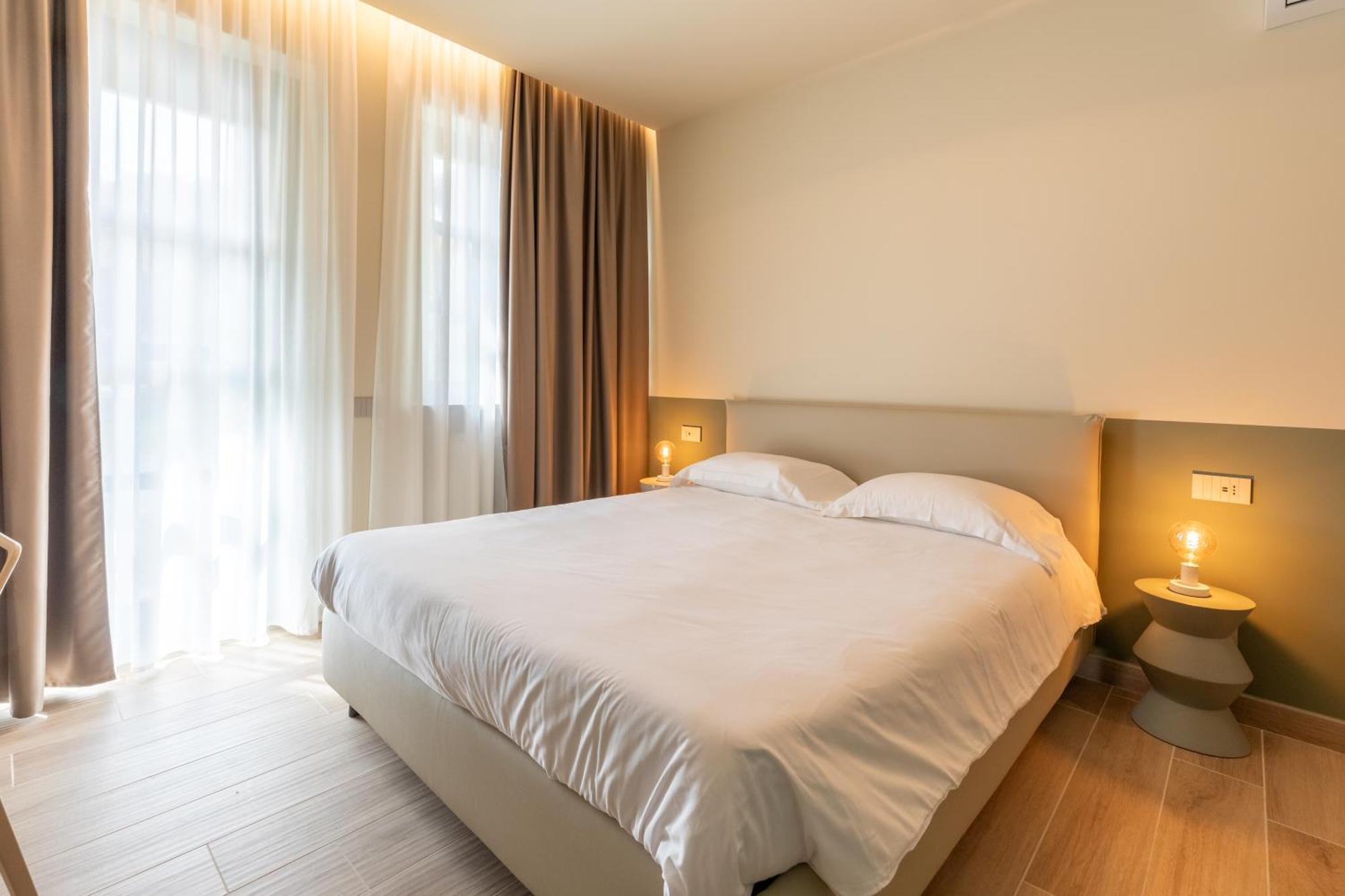Le Lanterne Hotel Borgo San Dalmazzo Eksteriør billede