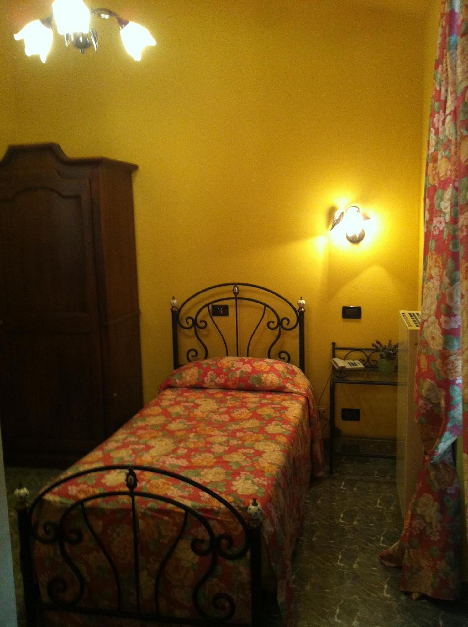 Le Lanterne Hotel Borgo San Dalmazzo Eksteriør billede