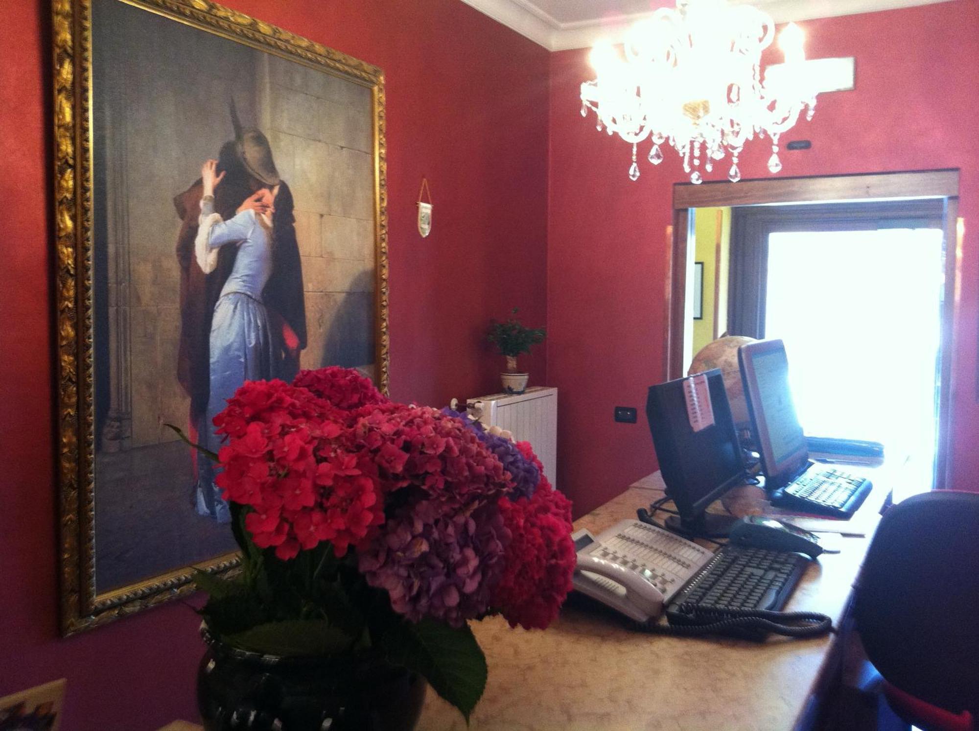 Le Lanterne Hotel Borgo San Dalmazzo Eksteriør billede