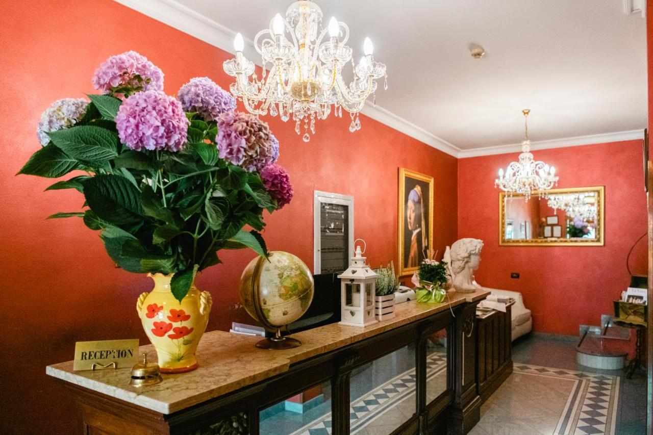 Le Lanterne Hotel Borgo San Dalmazzo Eksteriør billede
